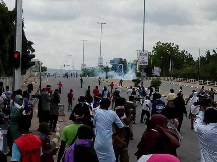police attack free zakzaky protest in abuja on 14 may 2018 